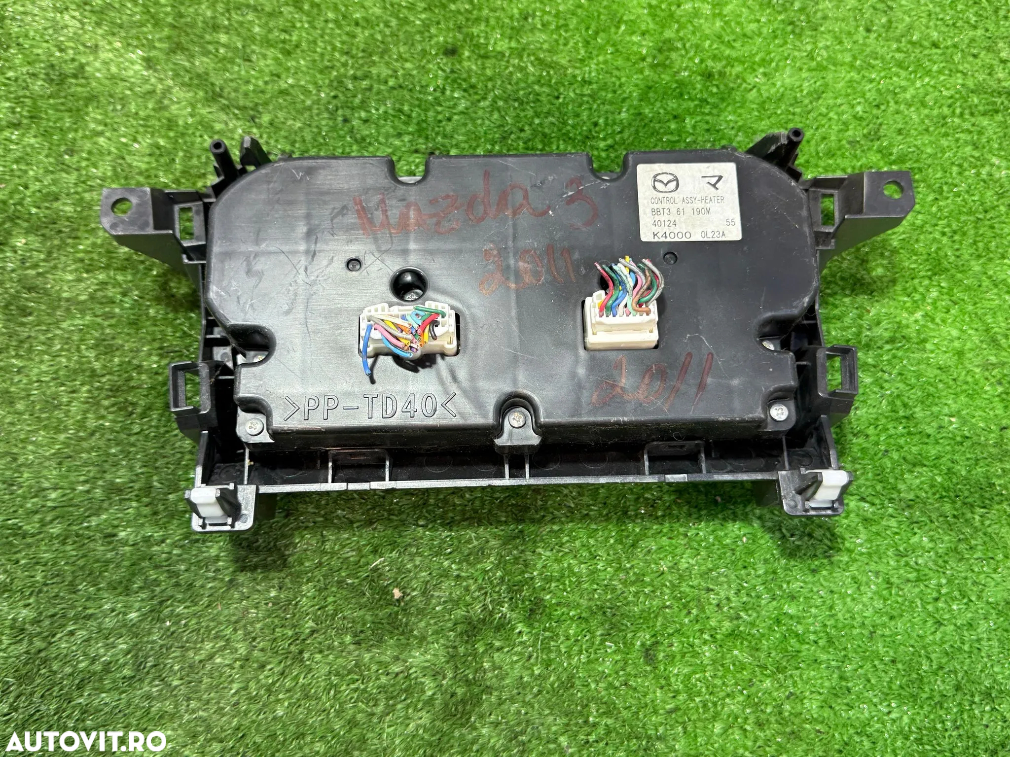 PANOU CENTRAL COMANDA CLIMA MAZDA 3 2.2 DIESEL 2011 COD OEM BBT361190M 2009-2013 - 7