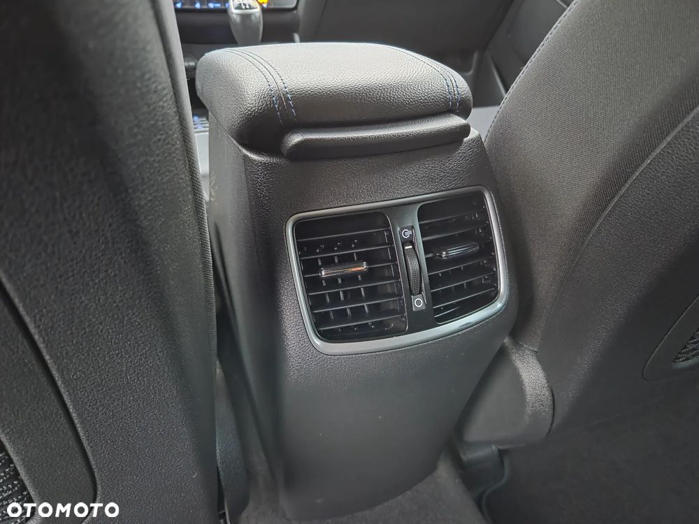 Hyundai Tucson blue 1.7 CRDi 2WD Style - 26