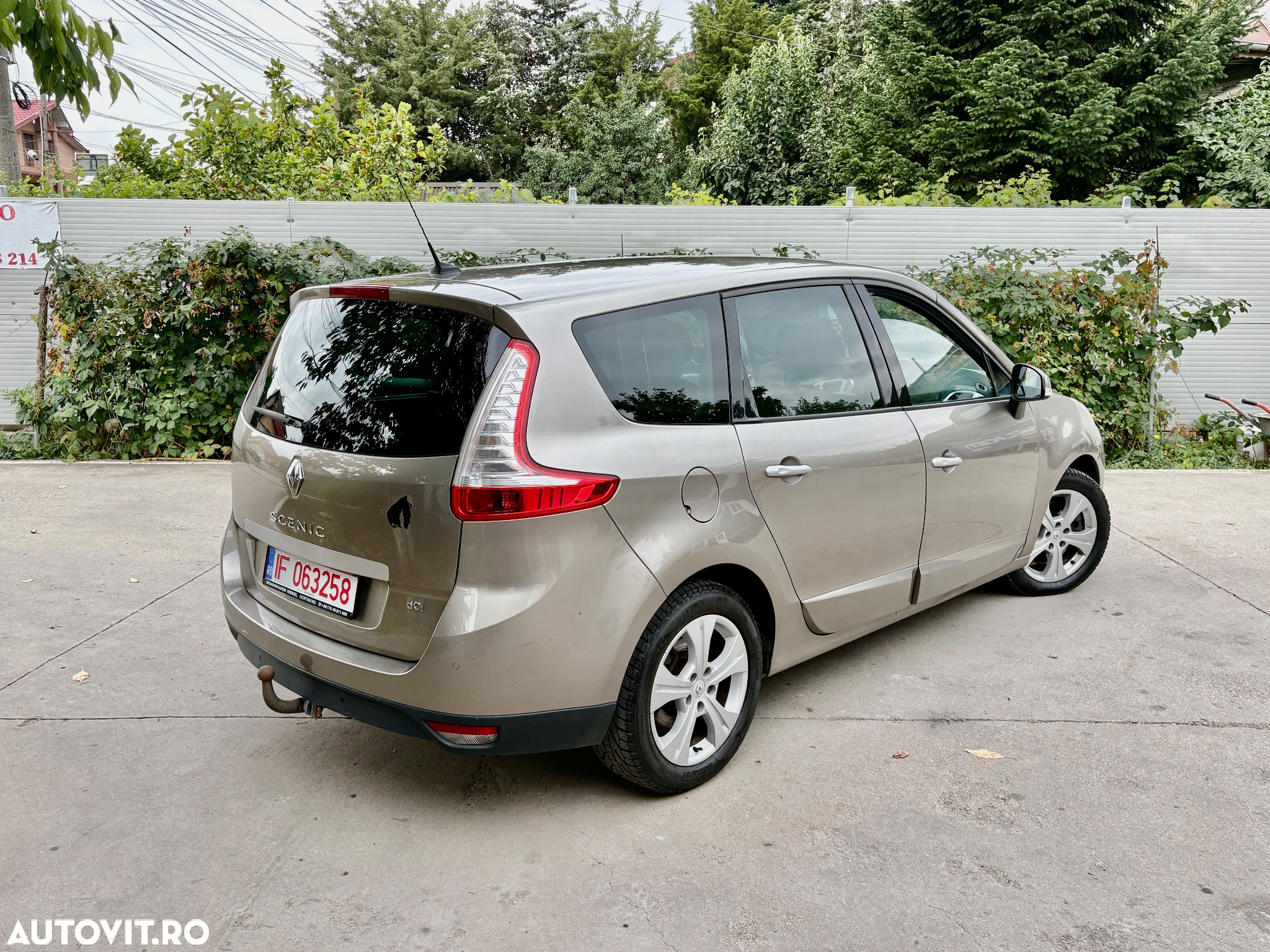 Renault Scenic dCi 150 Automatik Luxe - 4