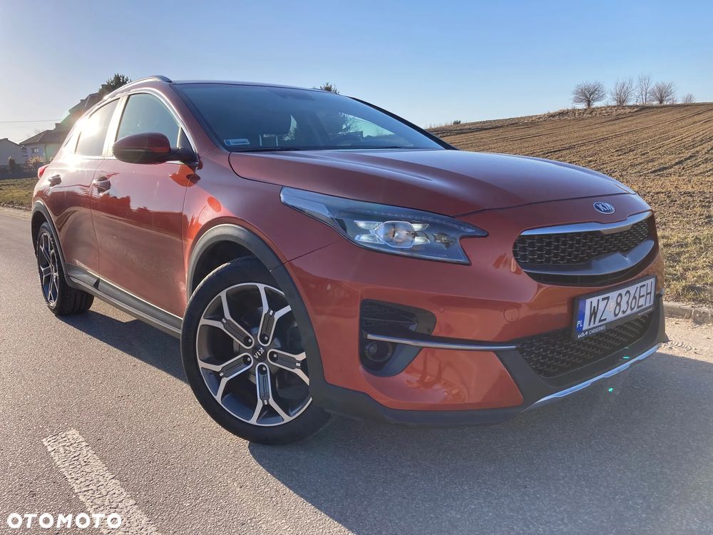 Kia XCeed 1.5 T-GDI Business Line DCT - 1