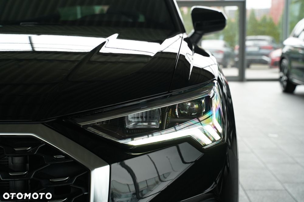 Audi Q3 Sportback - 13