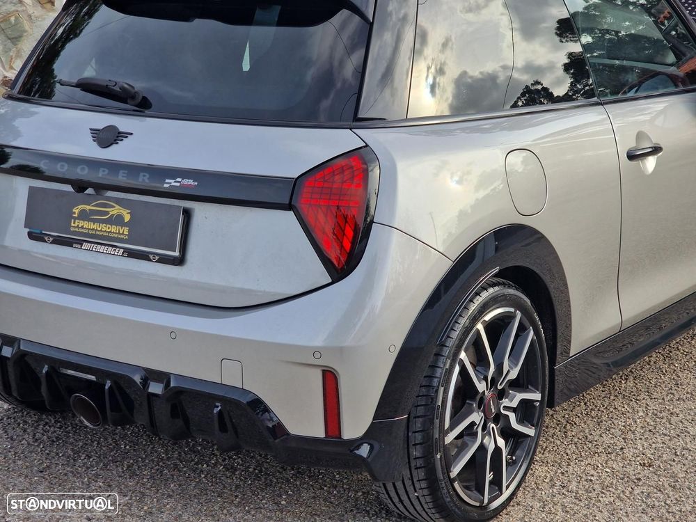 MINI 3 Portas John Cooper Works Aut. - 14