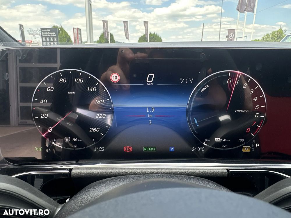 Mercedes-Benz GLA 250 e - 16