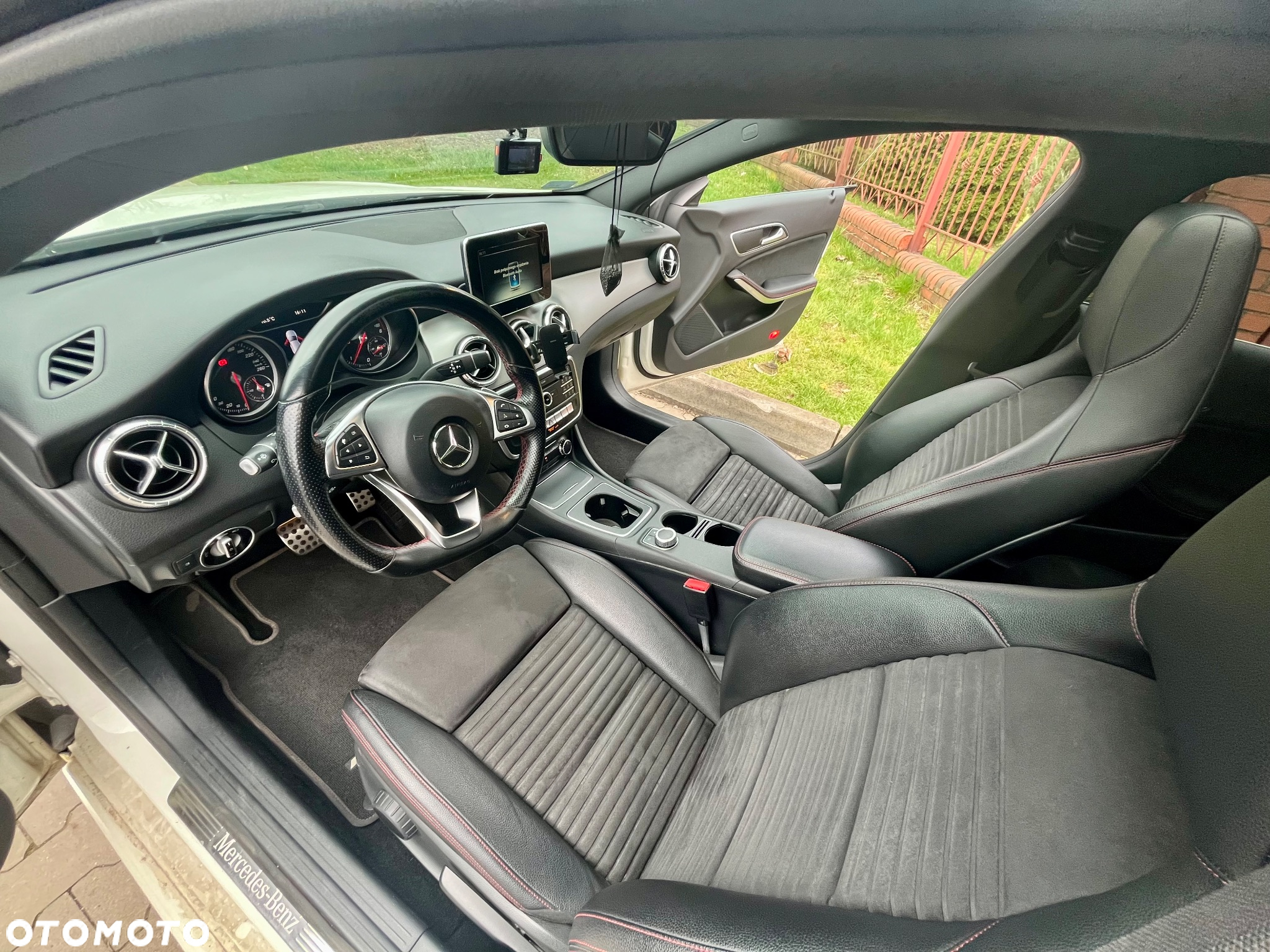 Mercedes-Benz CLA 180 d 7G-DCT AMG Line - 9