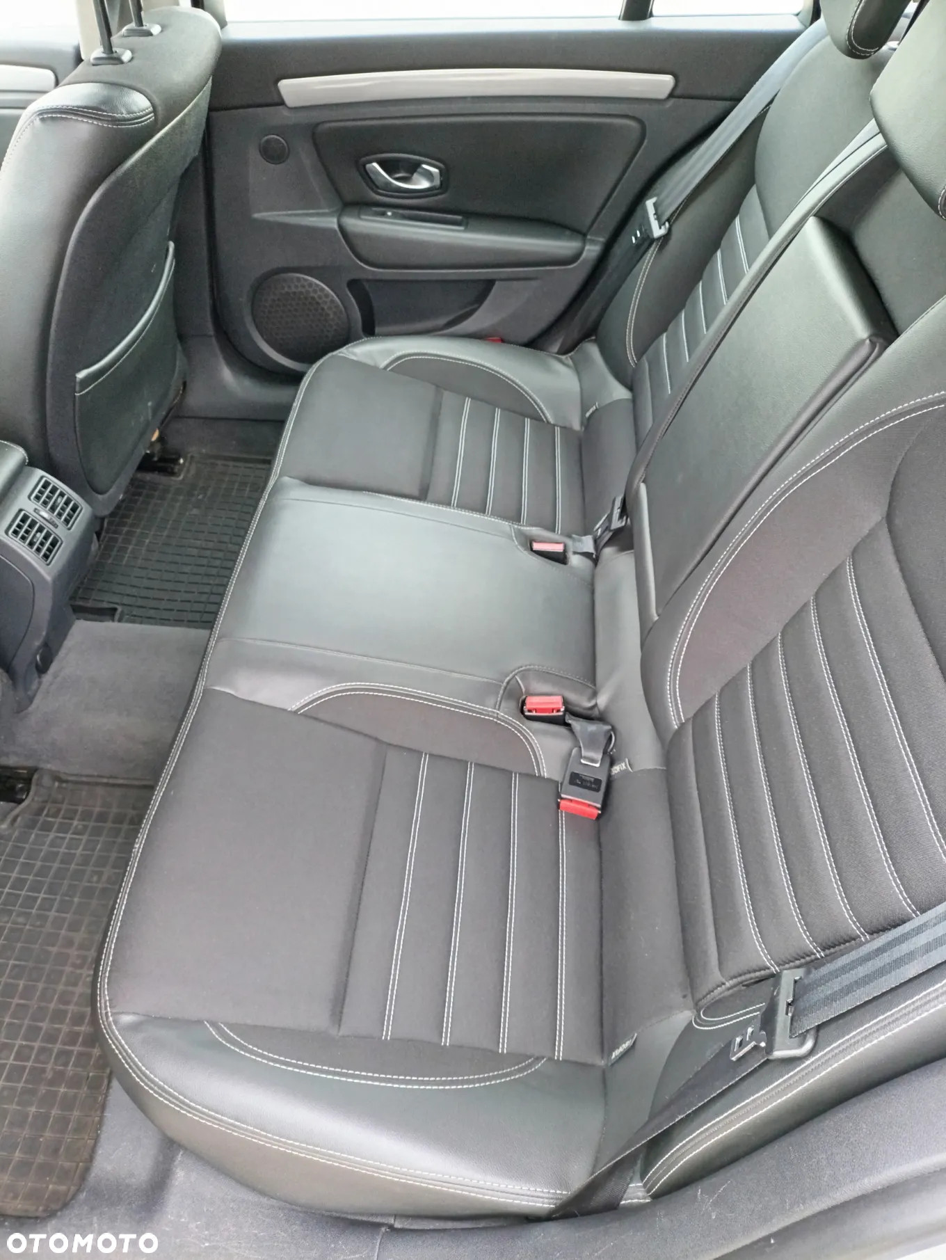 Renault Laguna - 16