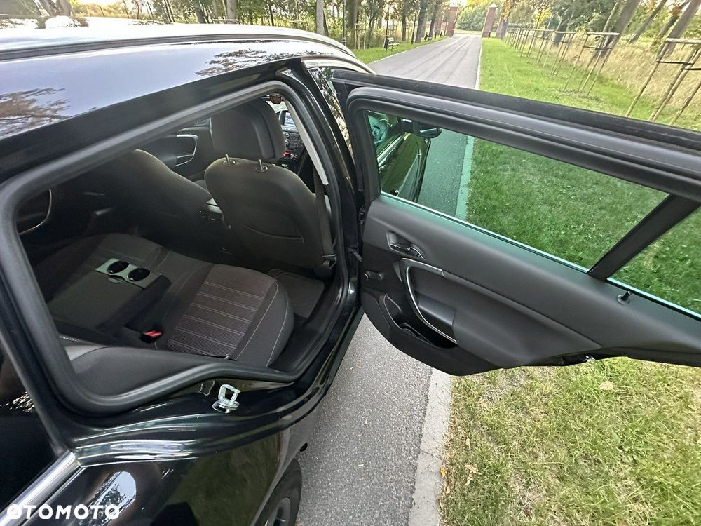 Opel Insignia - 24