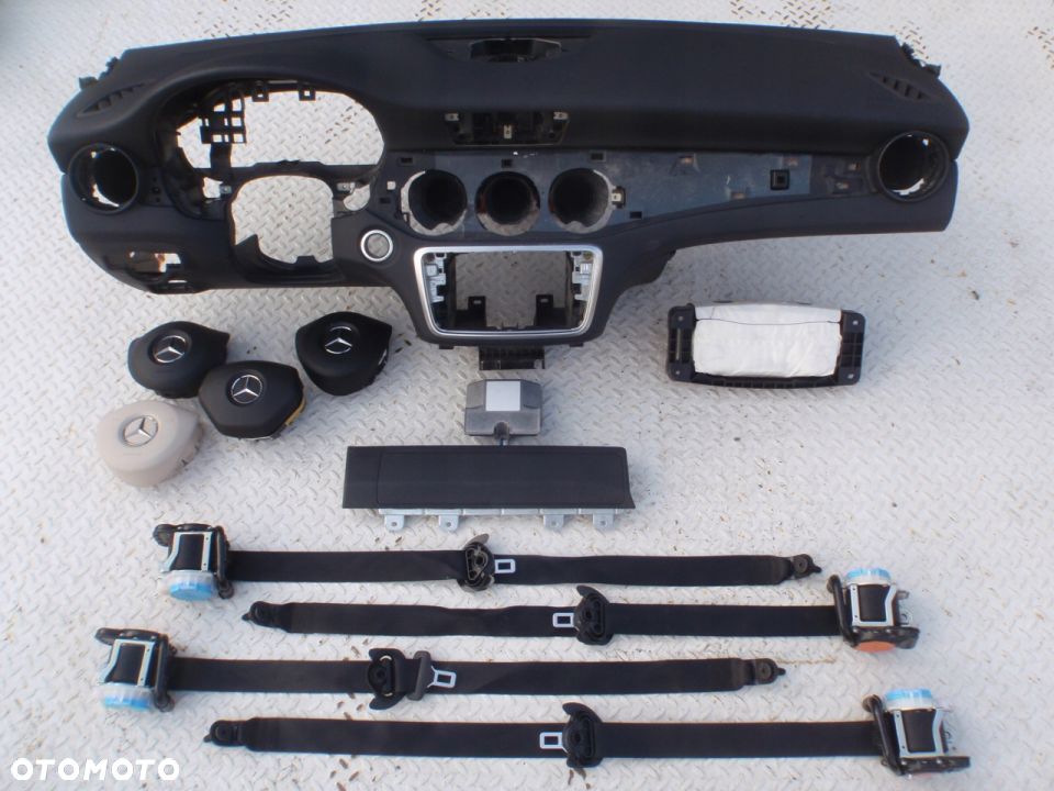 MERCEDES CLA W117 DESKA KONSOLA KOKPIT AIRBAG - 6