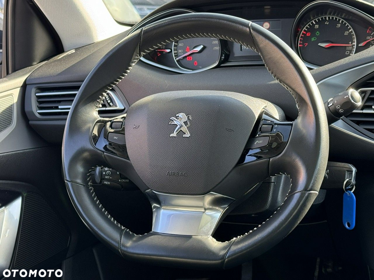 Peugeot 308 1.2 PureTech Business Line S&S - 31