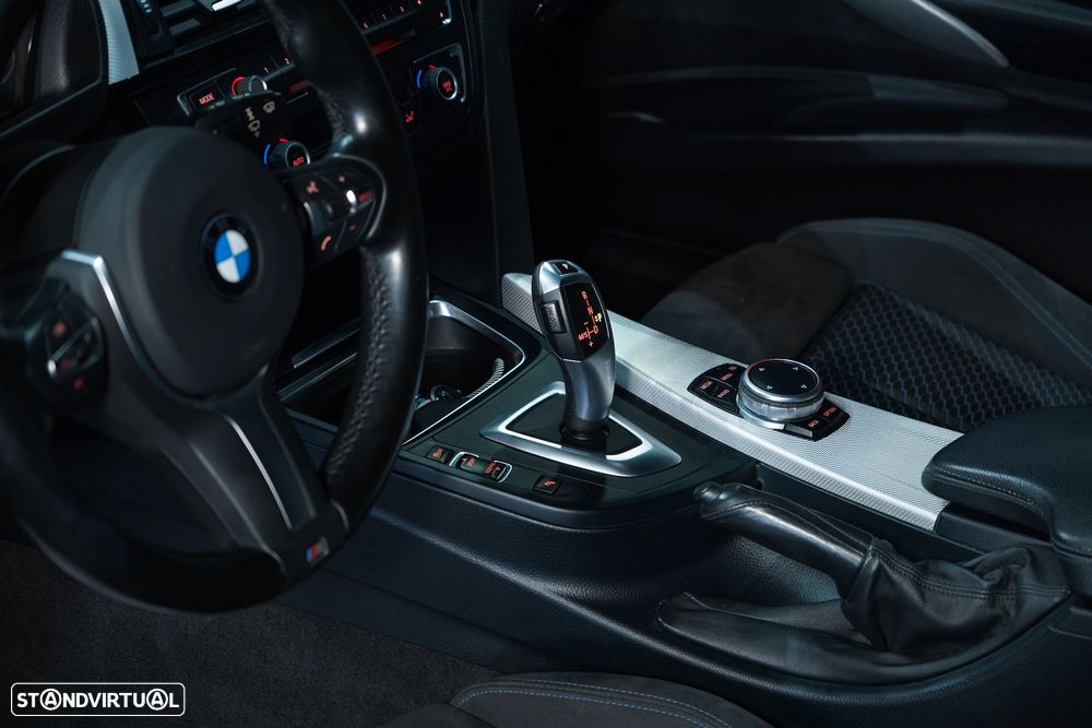BMW 318 d Auto Pack M - 14