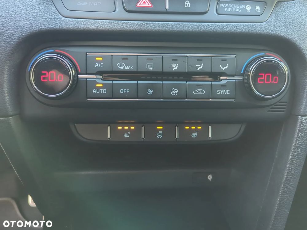 Kia Ceed 1.4 T-GDI L Business Line Plus - 37