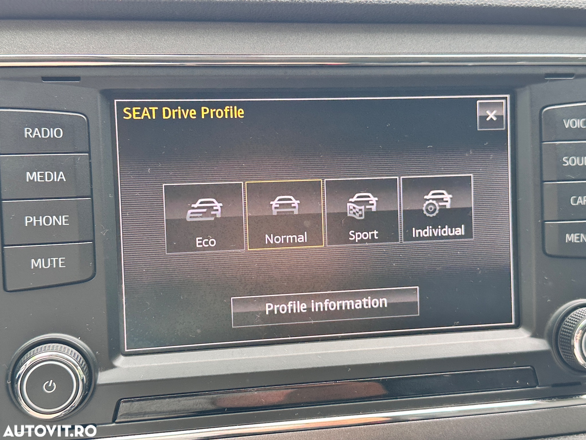 Seat Leon 1.4 TSI ACT Start&Stop DSG FR - 33