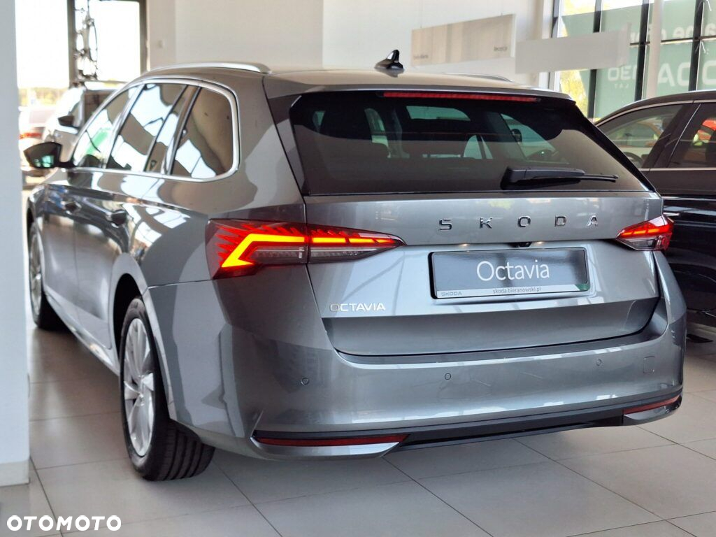 Skoda Octavia 2.0 TDI Edition 130 Selection DSG - 18