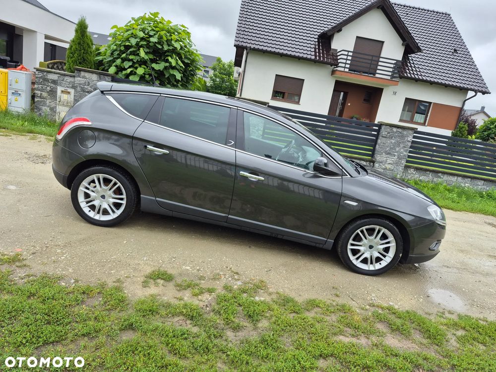 Lancia Delta 1.4 T-Jet Silver - 10