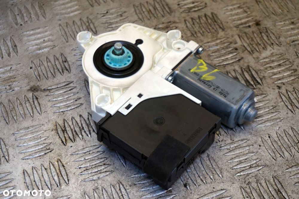 SILNICZEK SZYBY LEWY PRZÓD PASSAT B6 1K0959793L 1K0959701P VOLKSWAGEN 2005-2010 - 1