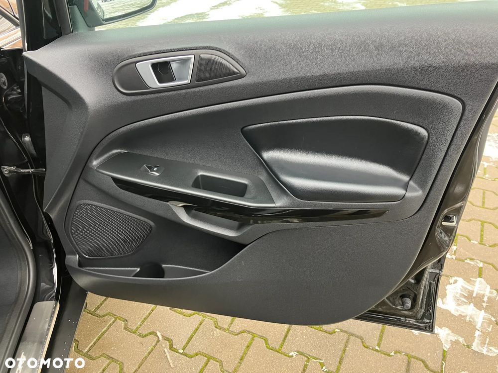 Ford EcoSport 1.0 EcoBoost TITANIUM X - 40