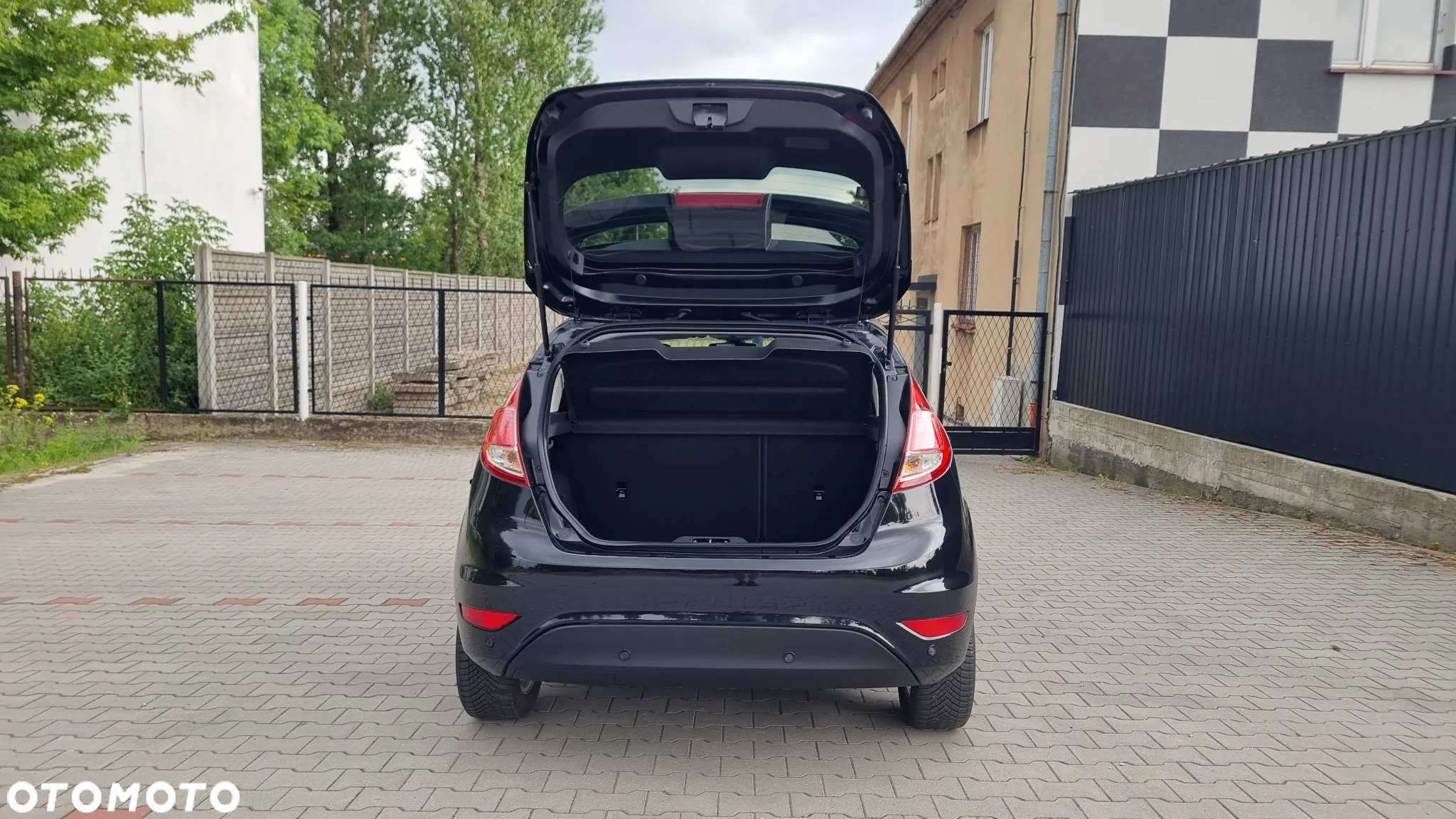 Ford Fiesta - 9