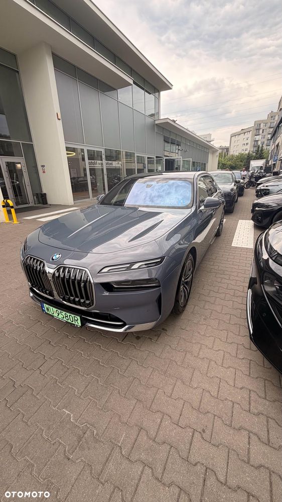 BMW i7 105.7kWh eDrive50 - 9