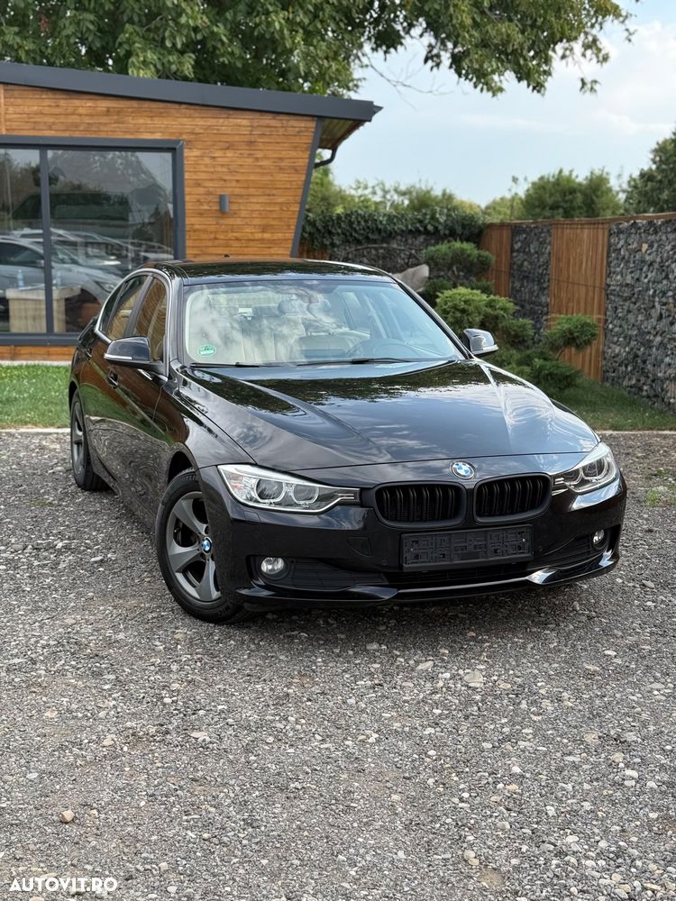 BMW Seria 3 320d Efficient Dynamic Edition Aut. Luxury Line - 17