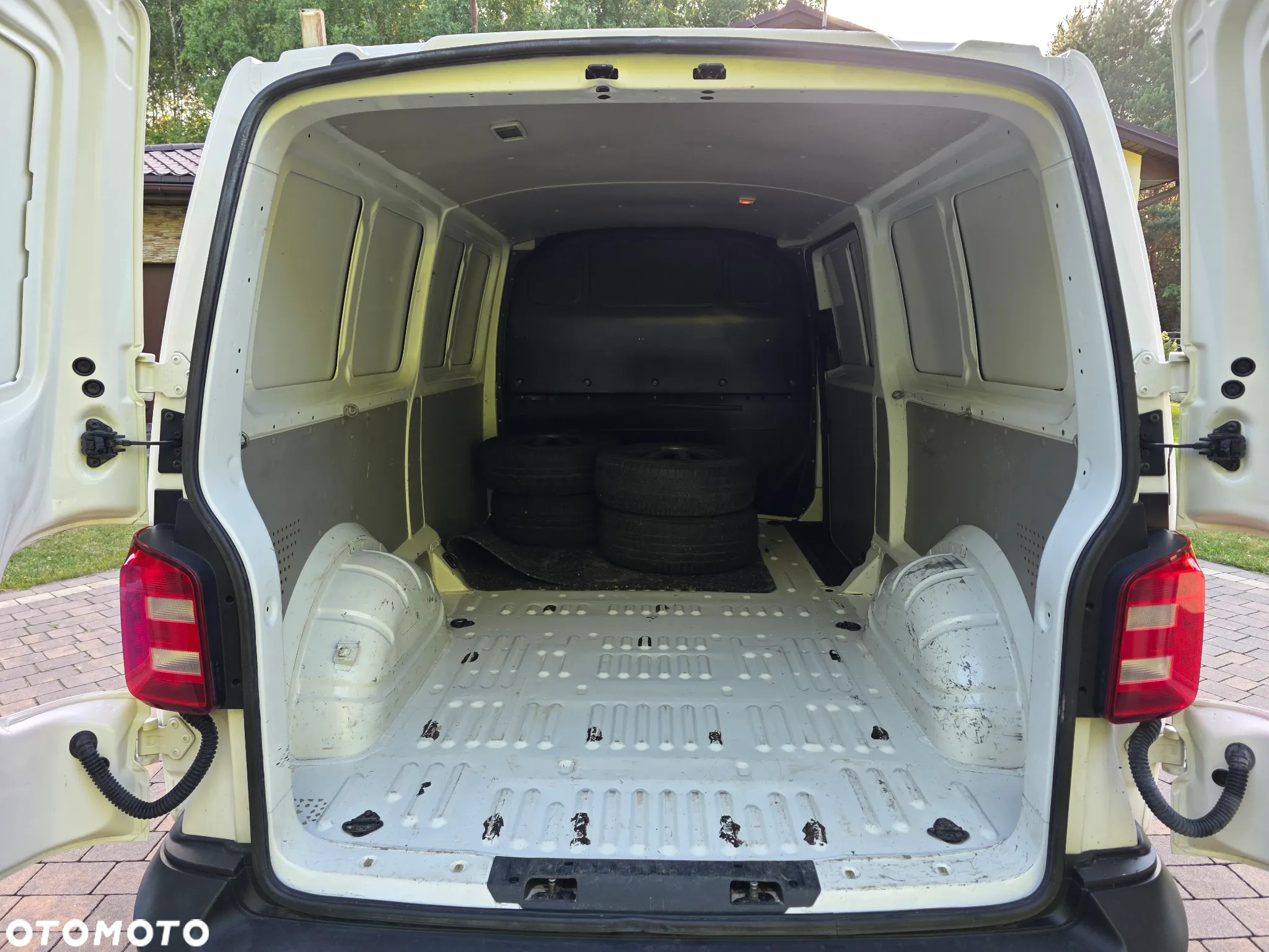 Volkswagen Transporter Long L2H1 - 8