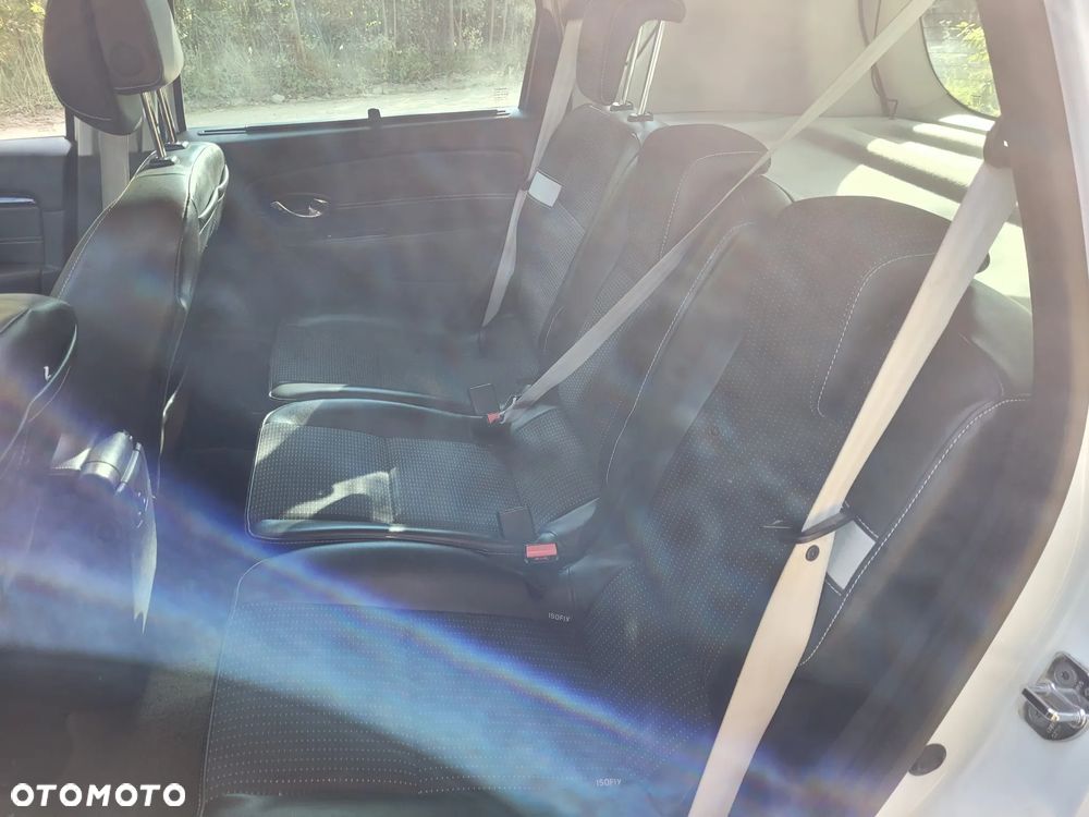 Renault Scenic 1.6 dCi Energy Bose Edition - 23