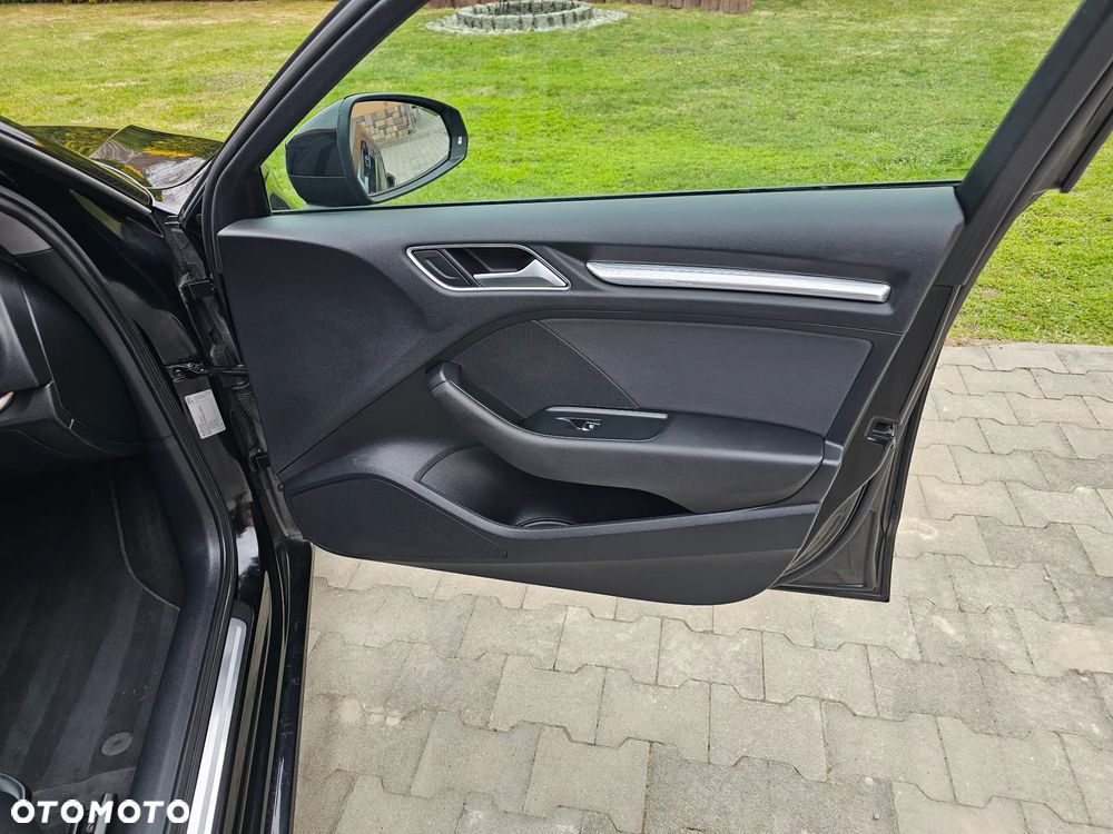 Audi A3 Sportback - 37