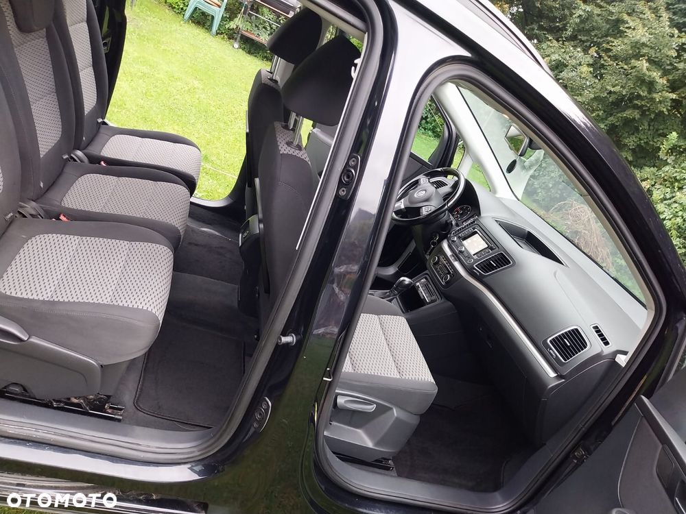 Volkswagen Sharan - 30
