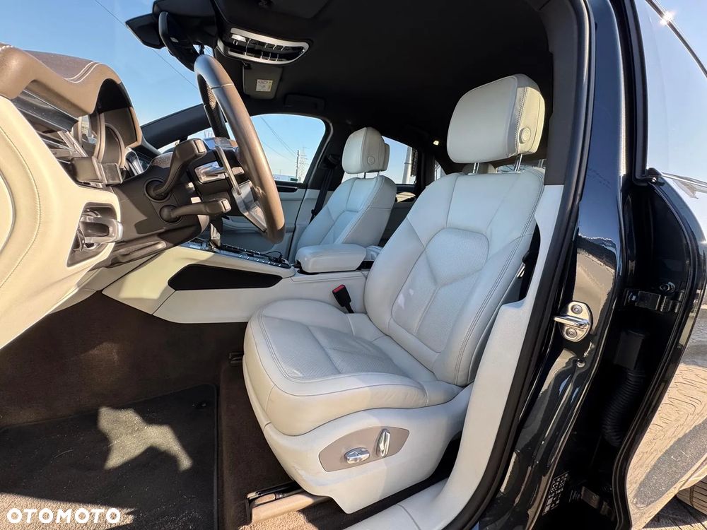 Porsche Macan Standard - 9