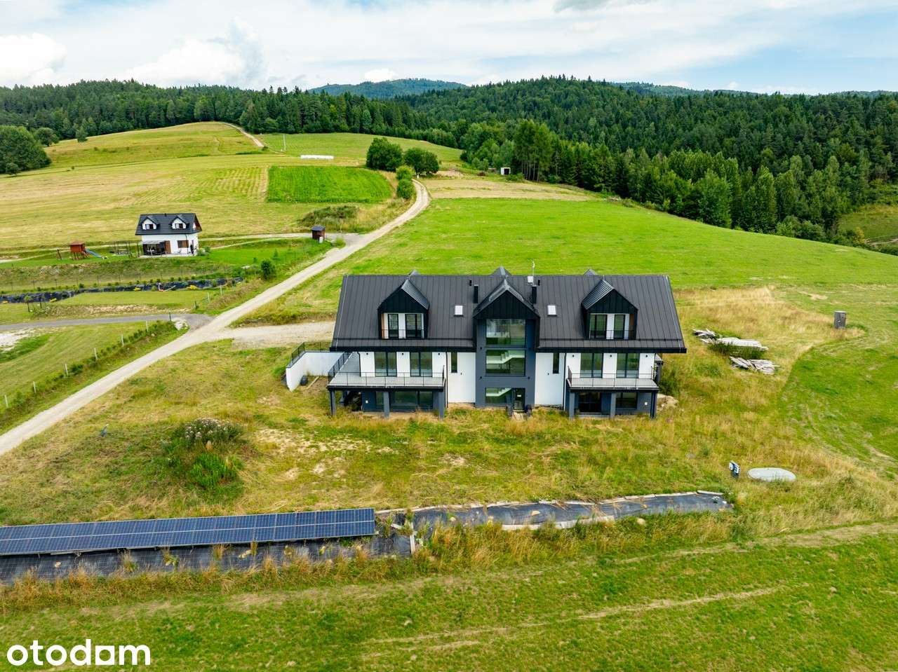 House, 756 m²