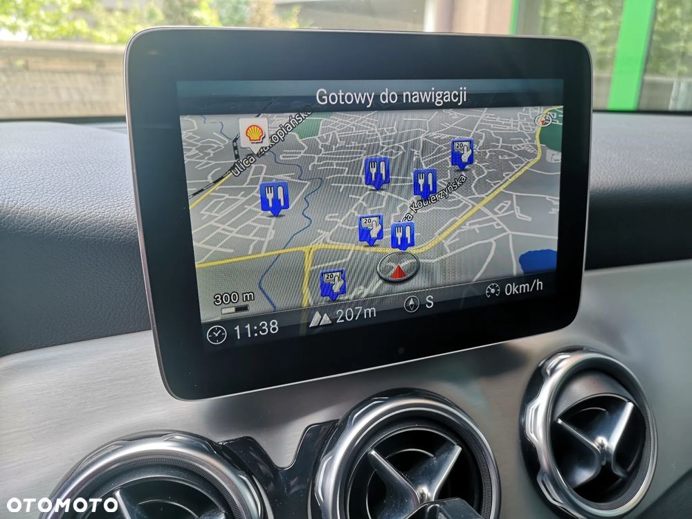 Mercedes-Benz GLA 220 4-Matic - 12