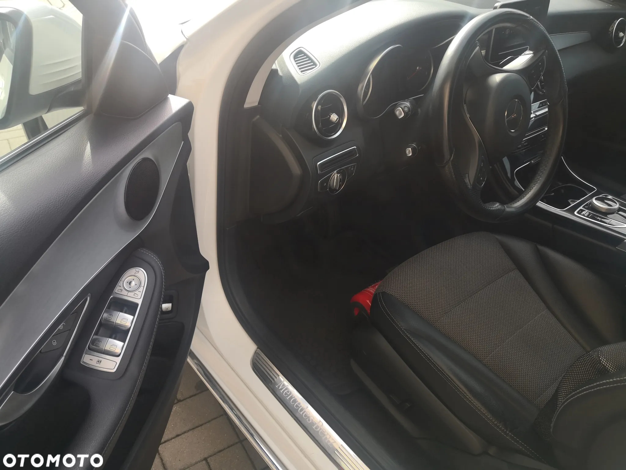 Mercedes-Benz Klasa C 200 4-Matic 7G-TRONIC - 14