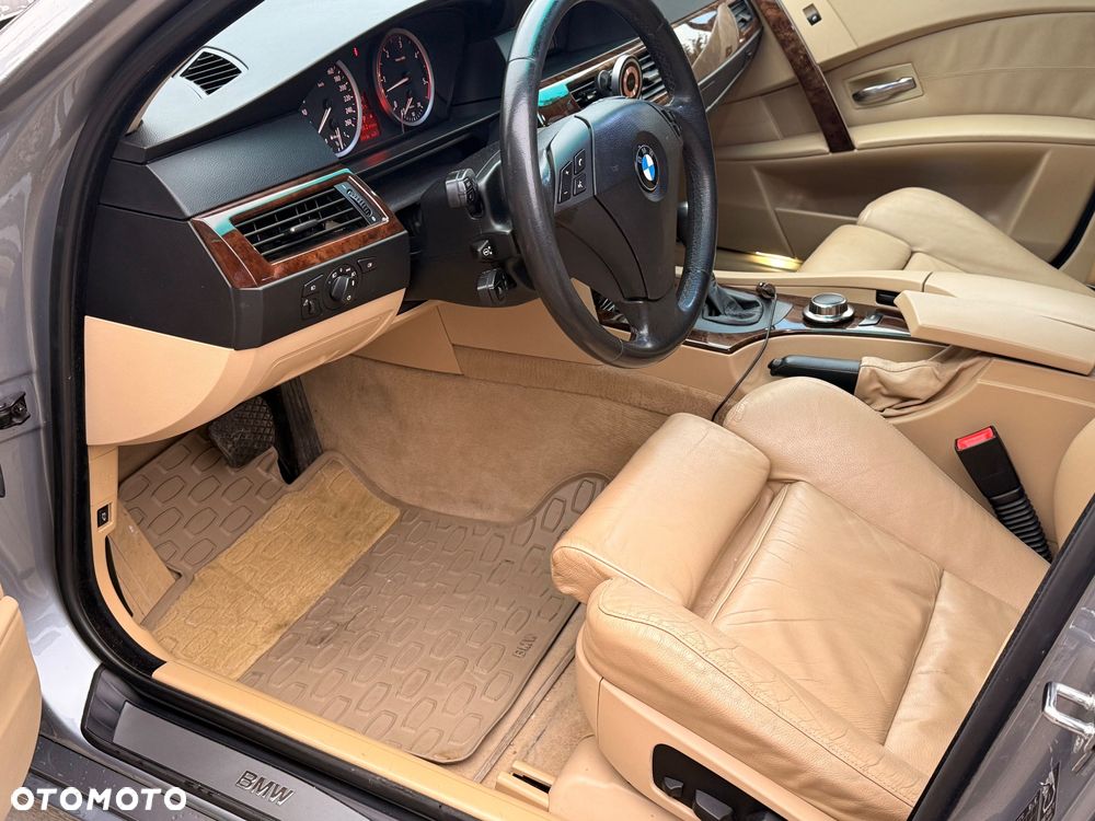 BMW Seria 5 530xd - 12