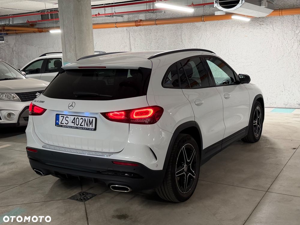 Mercedes-Benz GLA 200 AMG Line - 7