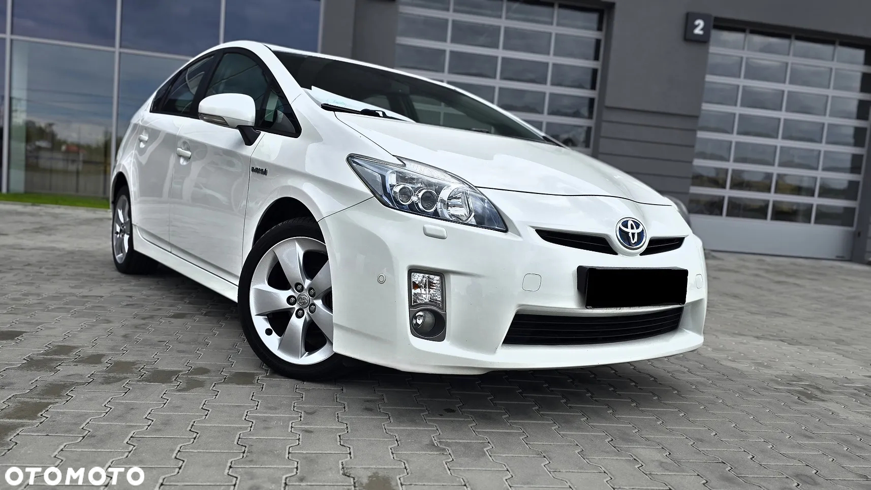 Toyota Prius - 2