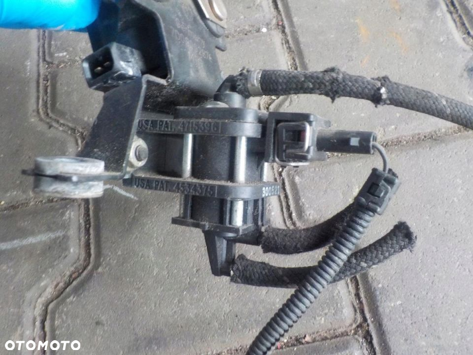 VW T4 2.5 TDI PODCIŚNIENIA ZAWÓR TURBINY EGR N75 - 2