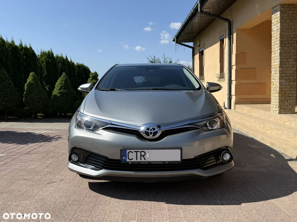 Toyota Auris - 9