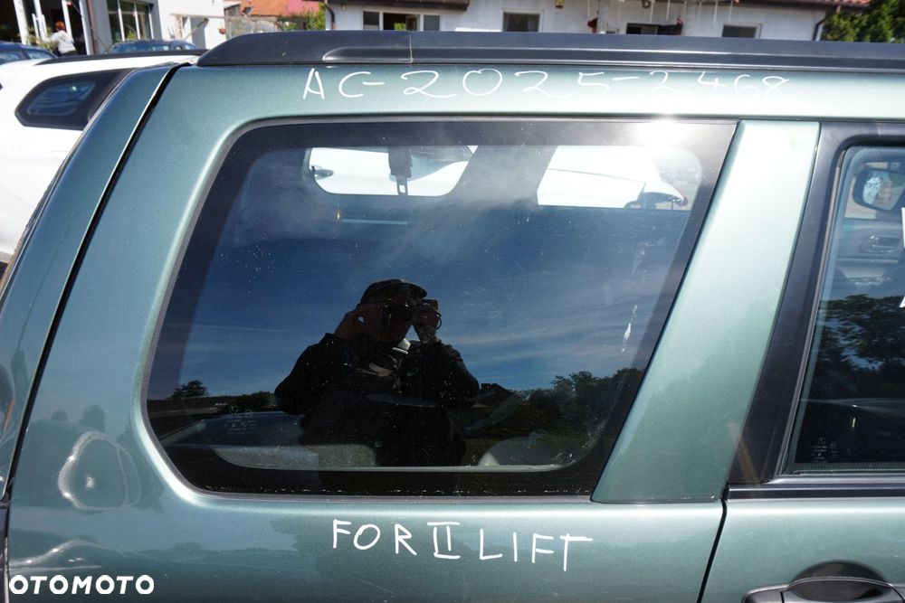 SZYBA KAROSERYJNA TYLNA PRAWA BOCZNA FORESTER II SG LIFT 65209SA060 SUBARU 2006-2008 - 2