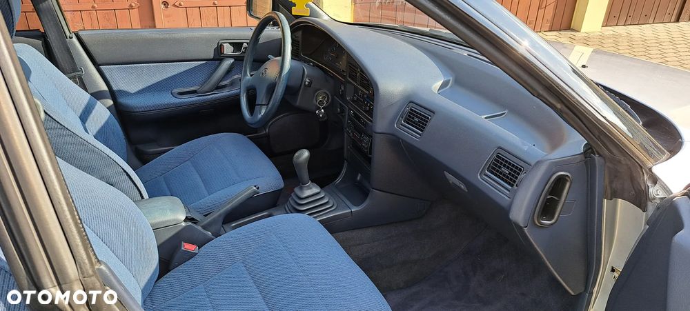 Subaru Legacy - 19