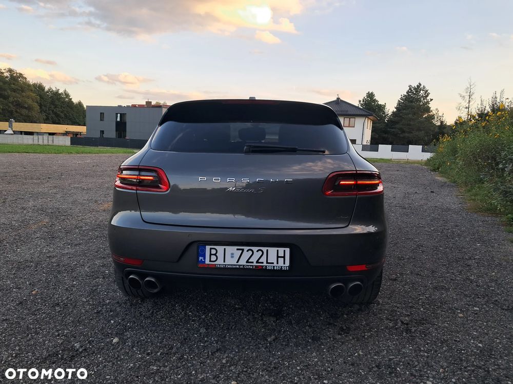 Porsche Macan - 12