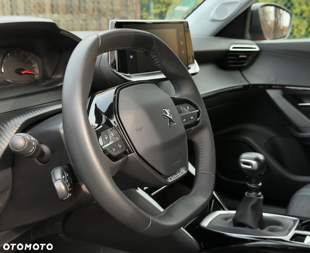 Peugeot 2008 PureTech 100 Stop&Start Allure - 27