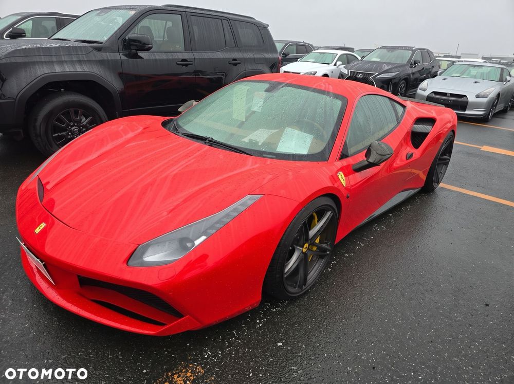 Ferrari 488 - 4