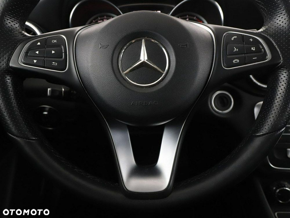 Mercedes-Benz CLA 180 d 7G-DCT - 22