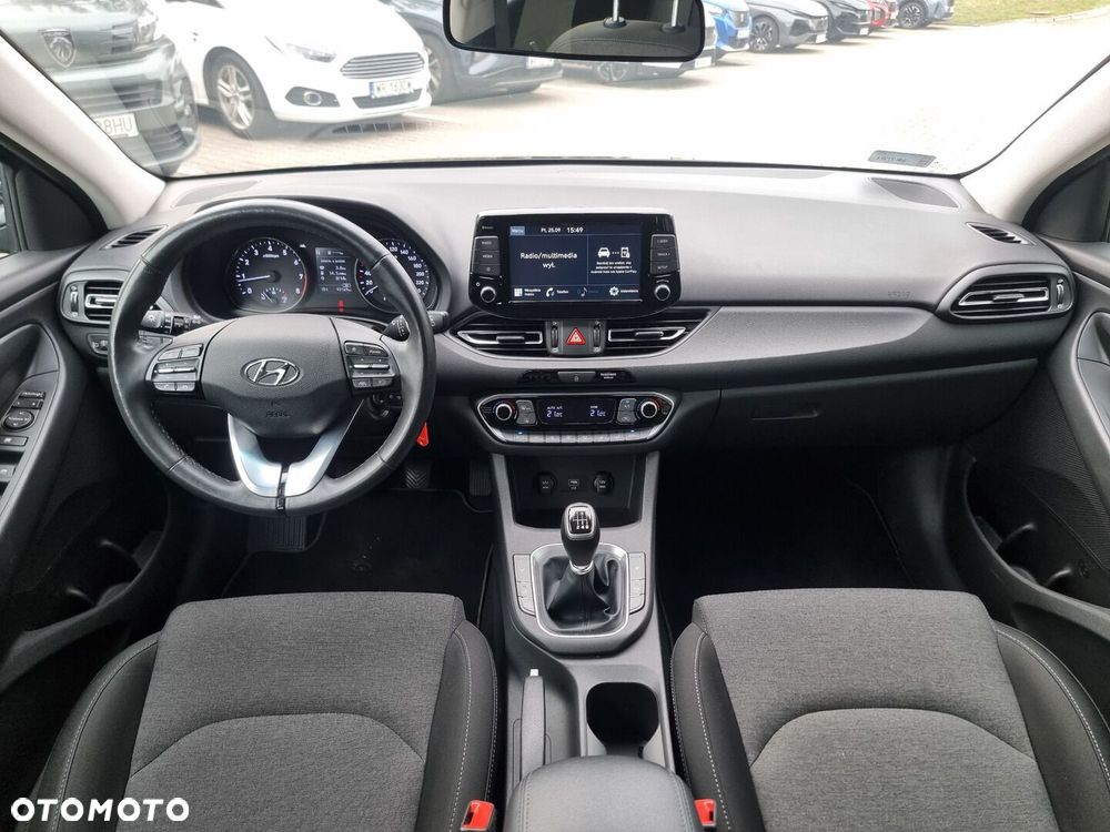 Hyundai i30 1.5 T-GDI 48V Smart - 23