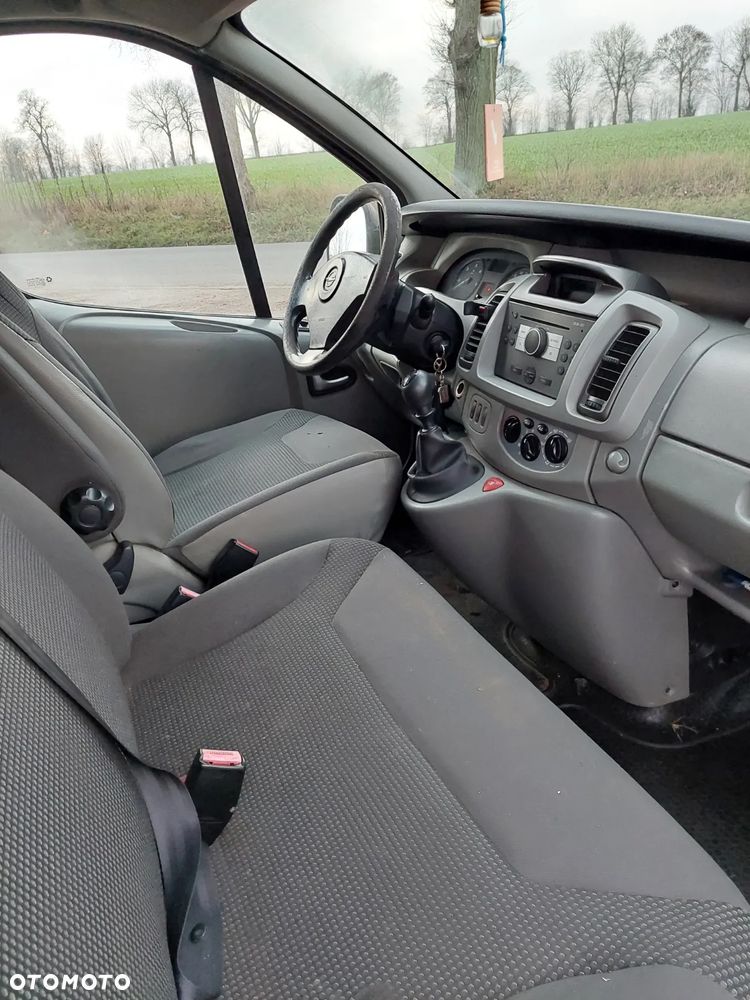 Opel Vivaro - 15