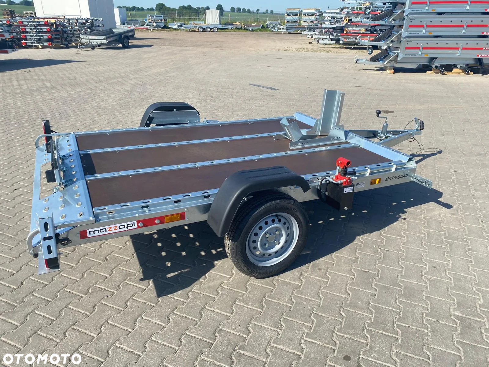 TEMARED DOSTAWA! Przyczepa MOTO-QUAD 2616 wym. 264 x 161cm Solidna przyczepa do przewozu motocykli, UCHYŁ hydrauliczny, DMC 750kg - 12