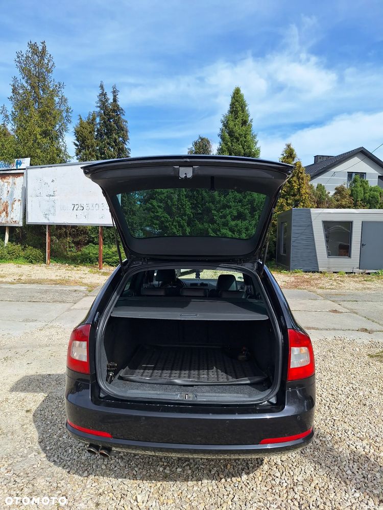 Skoda Octavia 2.0 TDI RS DSG - 12