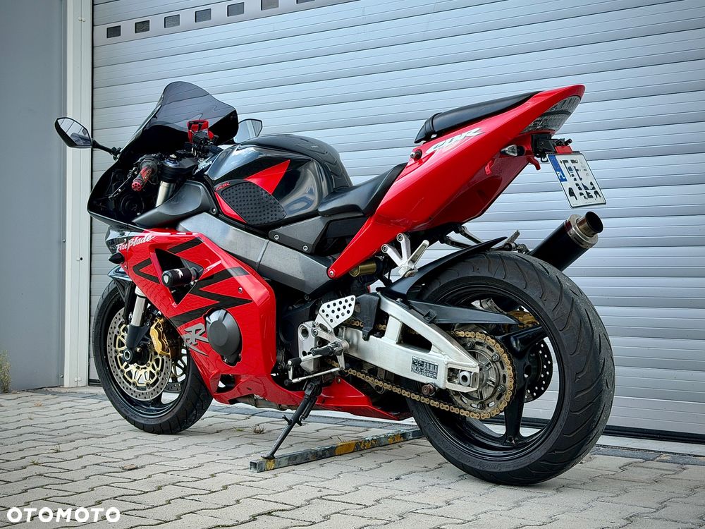 Honda CBR - 11