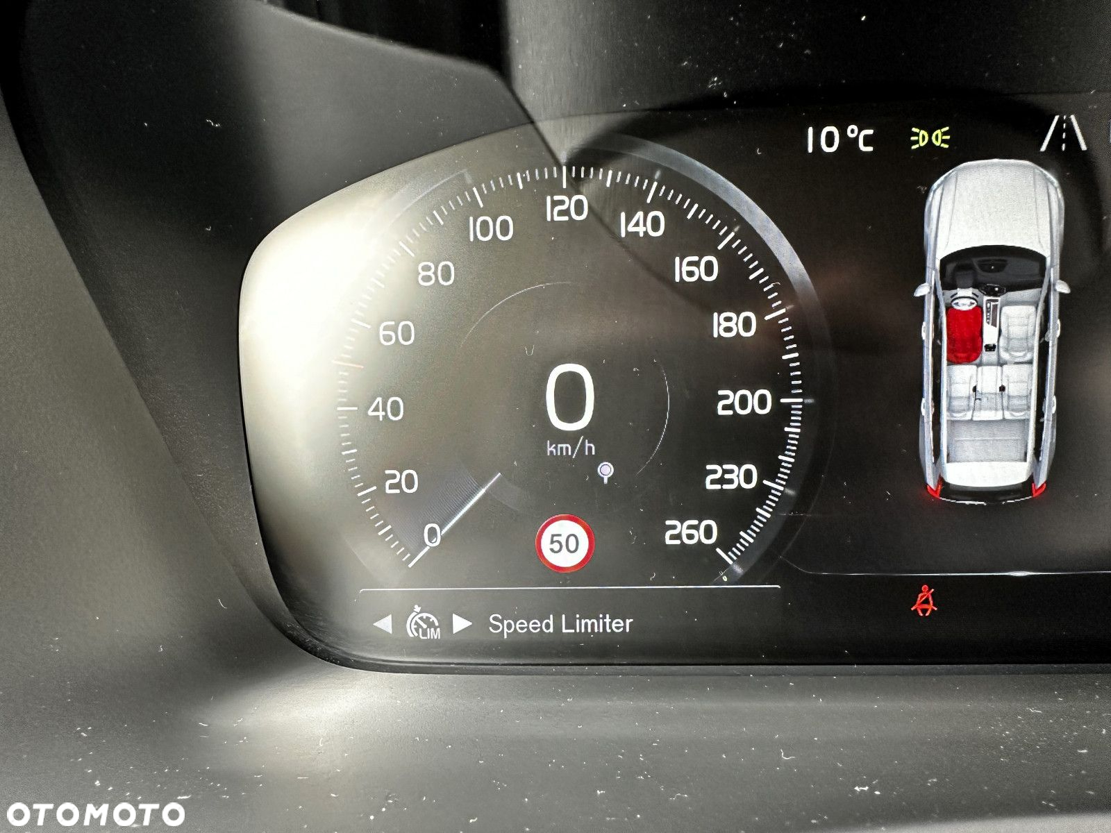 Volvo XC 90 - 30