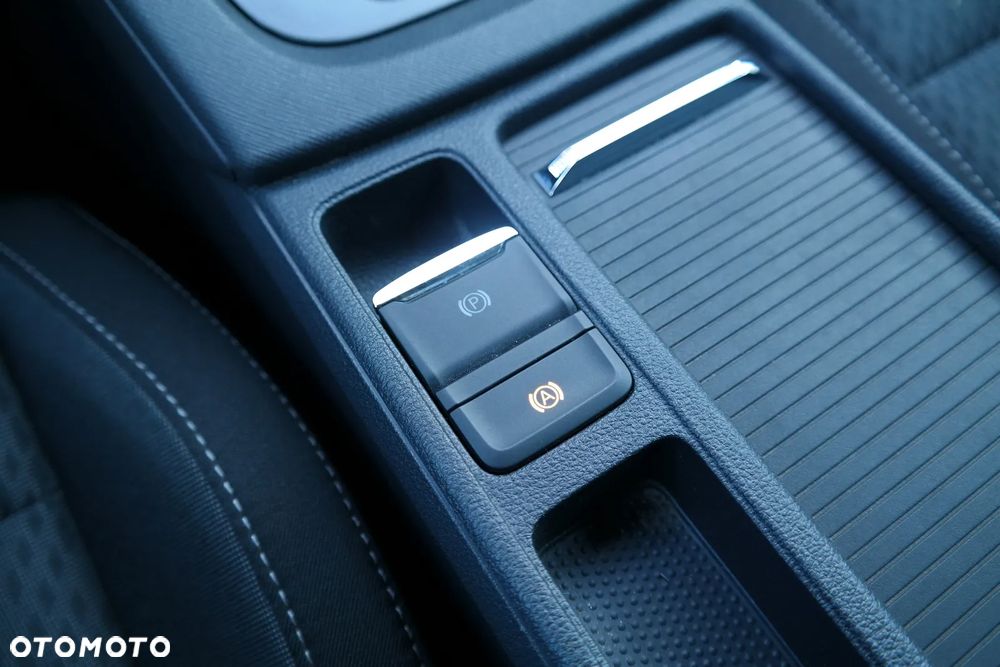 Skoda Octavia 2.0 TDI 4x4 Style DSG - 27