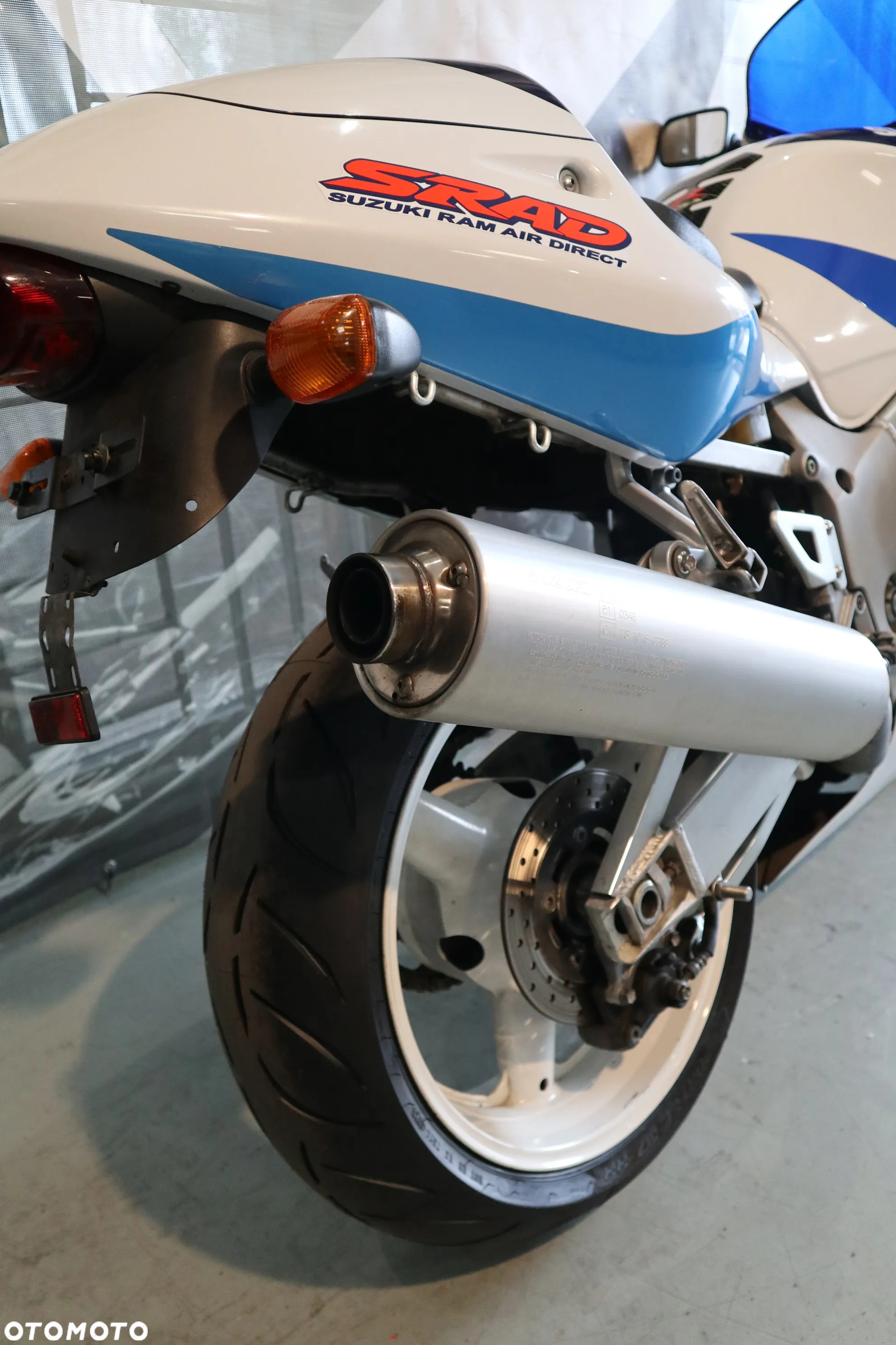 Suzuki GSX-R - 4