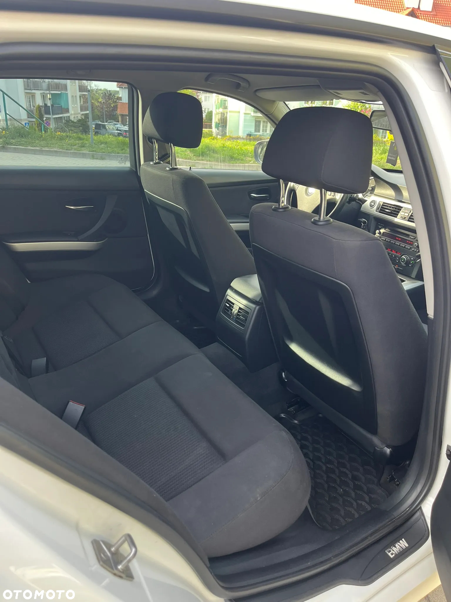 BMW Seria 3 - 16